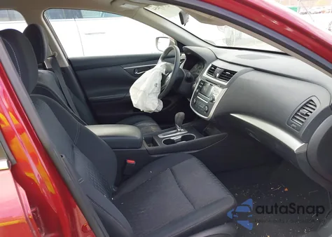 2017 Nissan Altima 2.5 S z USA, uszkodzony, nr VIN 1N4AL3AP4HC143431